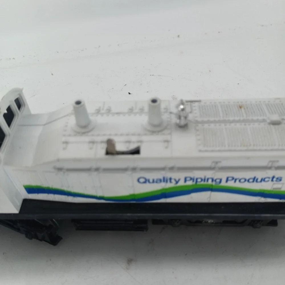 Lionel 8182 NIBCO Express NW2 Diesel Switcher O-Gauge Train Engine a2
